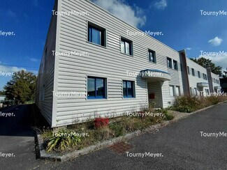 Plus de détails pour Local d'activités à louer