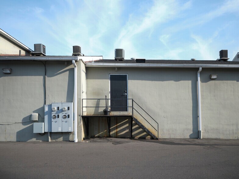 352-362 W Bridge St, New Hope, PA à vendre - Photo du bâtiment - Image 3 de 14