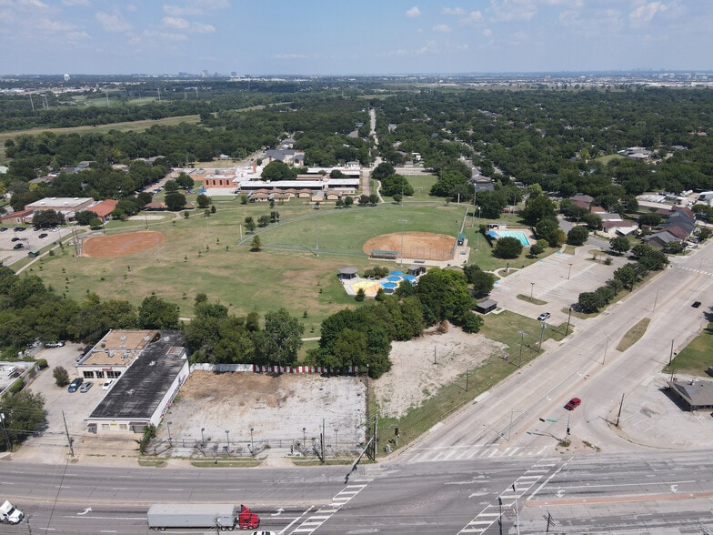 5207 Singleton Blvd, Dallas, TX for sale - Building Photo - Image 1 of 5