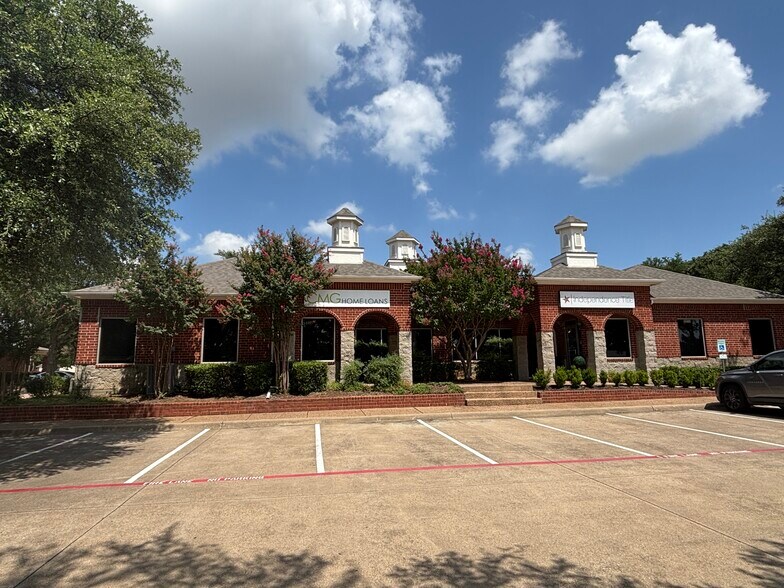 3200 Long Prairie Rd, Flower Mound, TX for lease - Building Photo - Image 1 of 24