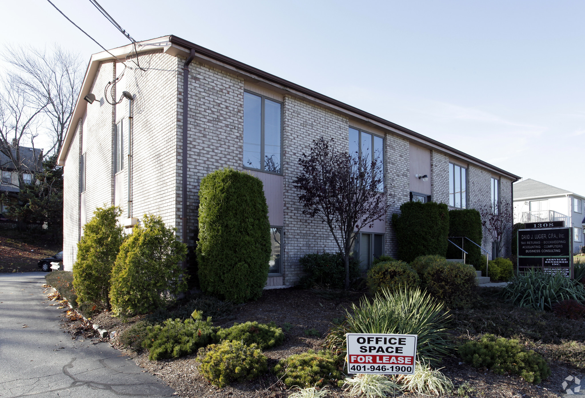 1308 Atwood Ave, Johnston, RI à vendre Photo principale- Image 1 de 7