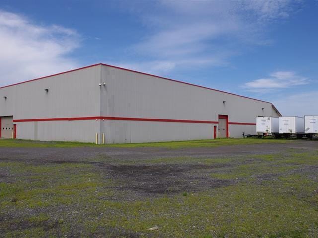 19 Rue De La Coopérative, Rigaud, QC for sale - Building Photo - Image 2 of 3