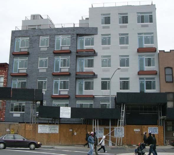 184 Noll St, Brooklyn, NY à louer - Photo du bâtiment - Image 2 de 7