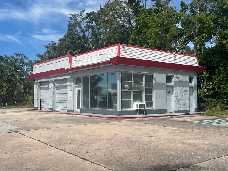 1006 21st St, Vero Beach, FL for lease - Primary Photo - Image 1 of 7