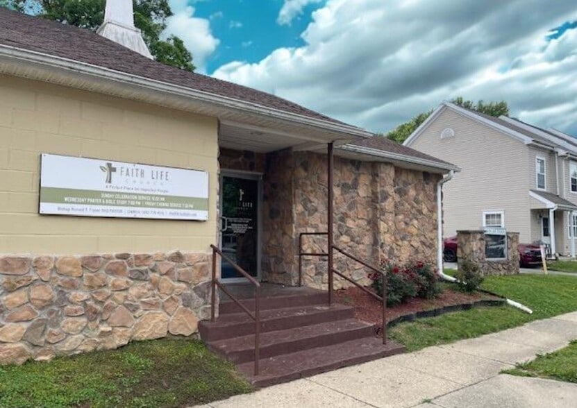 201 N Lynchburg St, Chestertown, MD for sale - Building Photo - Image 3 of 8
