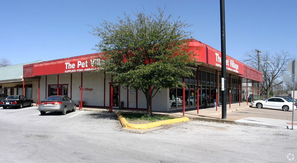 200-202 N Main St, Duncanville, TX for sale - Primary Photo - Image 1 of 1