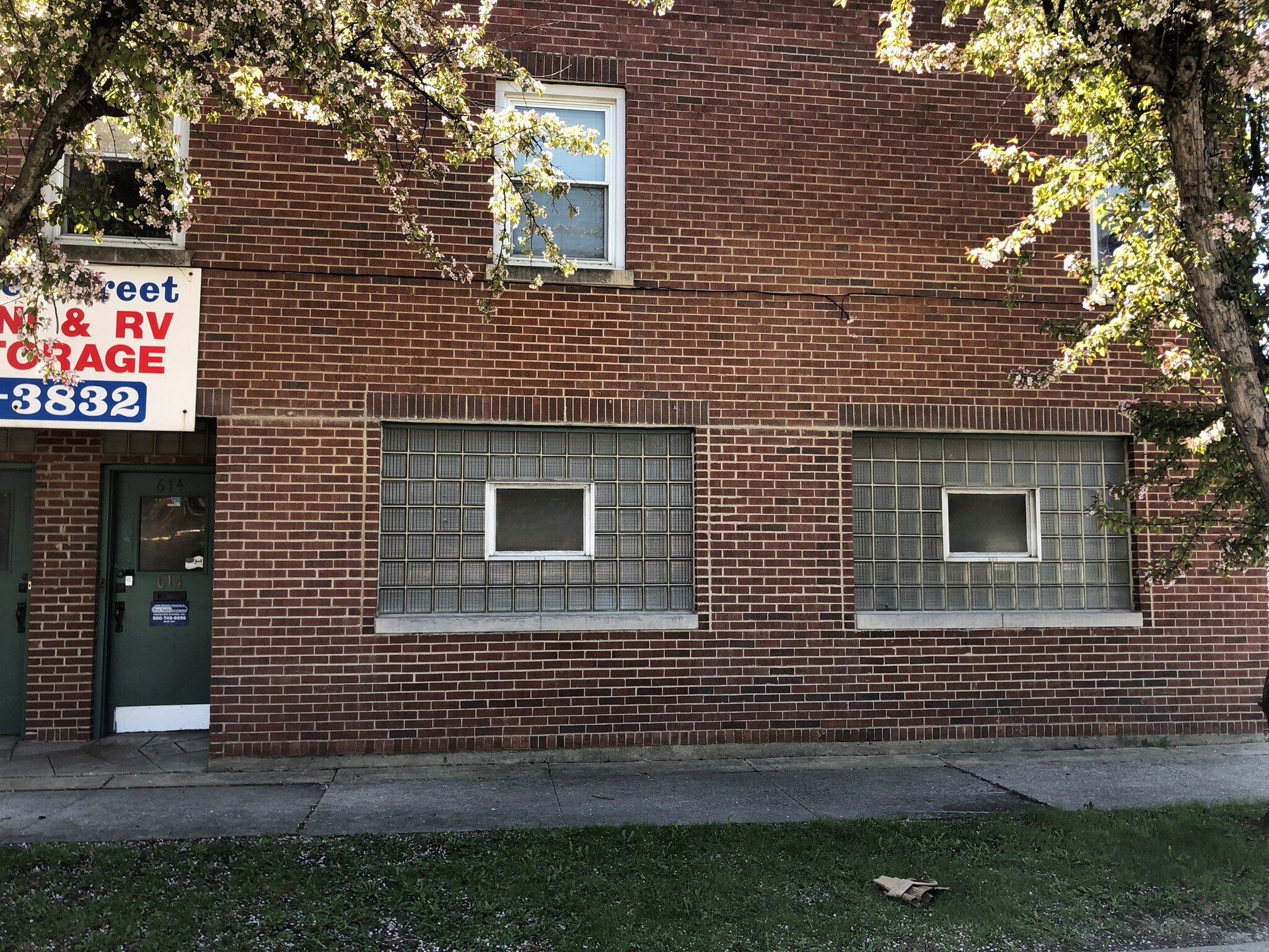614 Prairie St, Aurora, IL for lease Primary Photo- Image 1 of 2