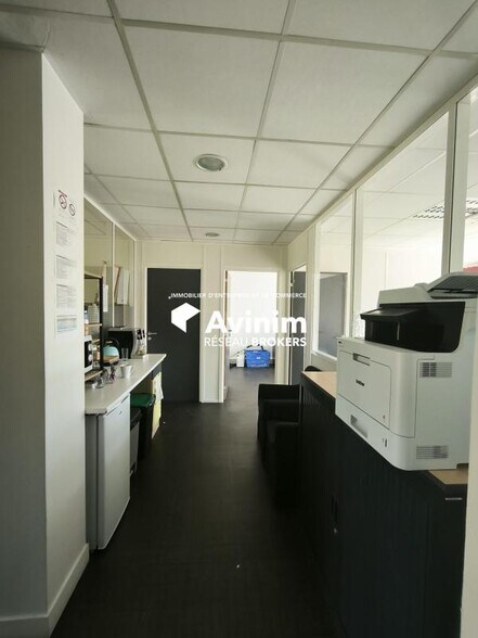 Office in Épinay-sur-Orge for lease - Interior Photo - Image 3 of 11