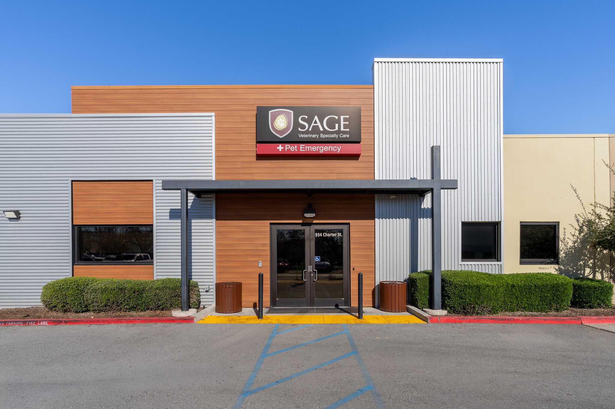 934 Charter St, Redwood City, CA à vendre Photo principale- Image 1 de 8