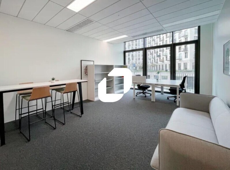 Office in Paris for lease - Building Photo - Image 3 of 8