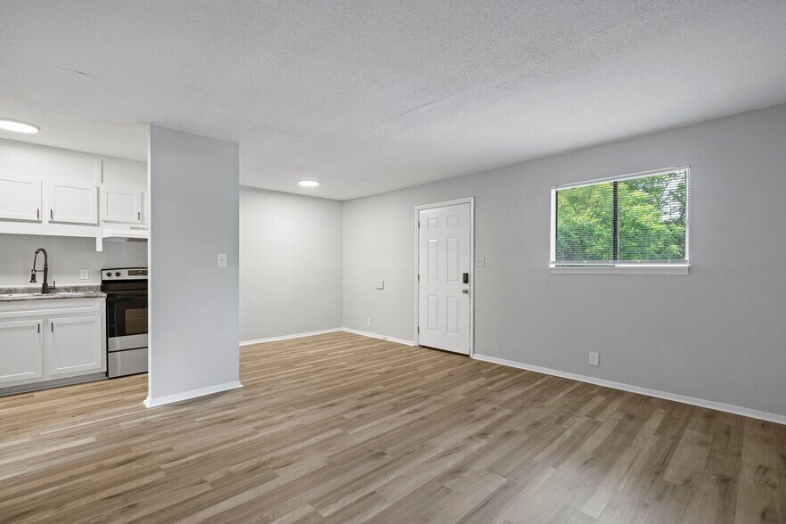 4011 Eunice St SW, Huntsville, AL à vendre - Photo du bâtiment - Image 3 de 14