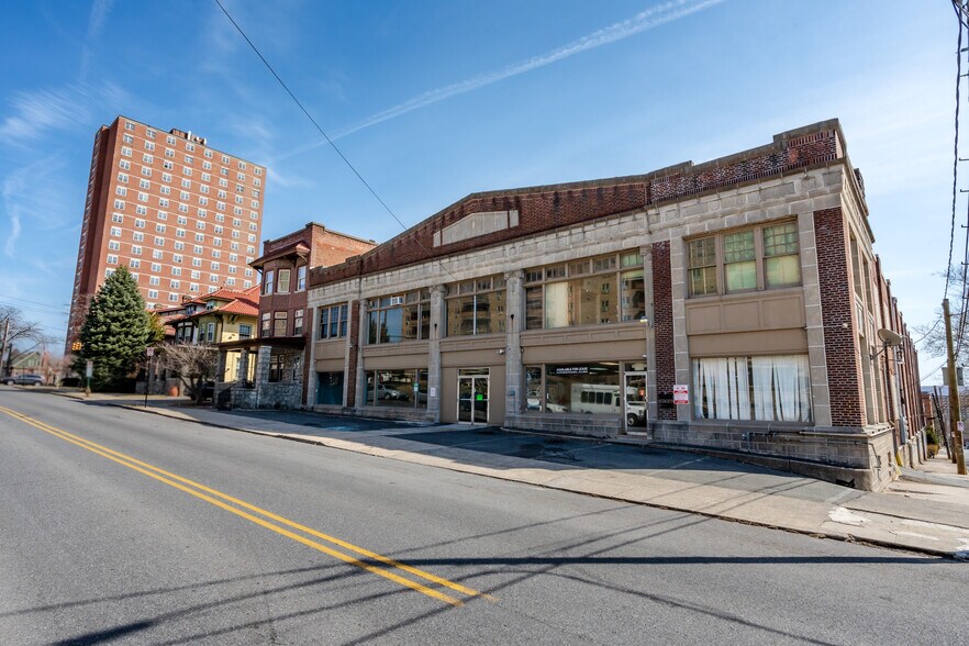 1518 W Walnut St, Allentown, PA à louer - Photo du bâtiment - Image 2 de 5