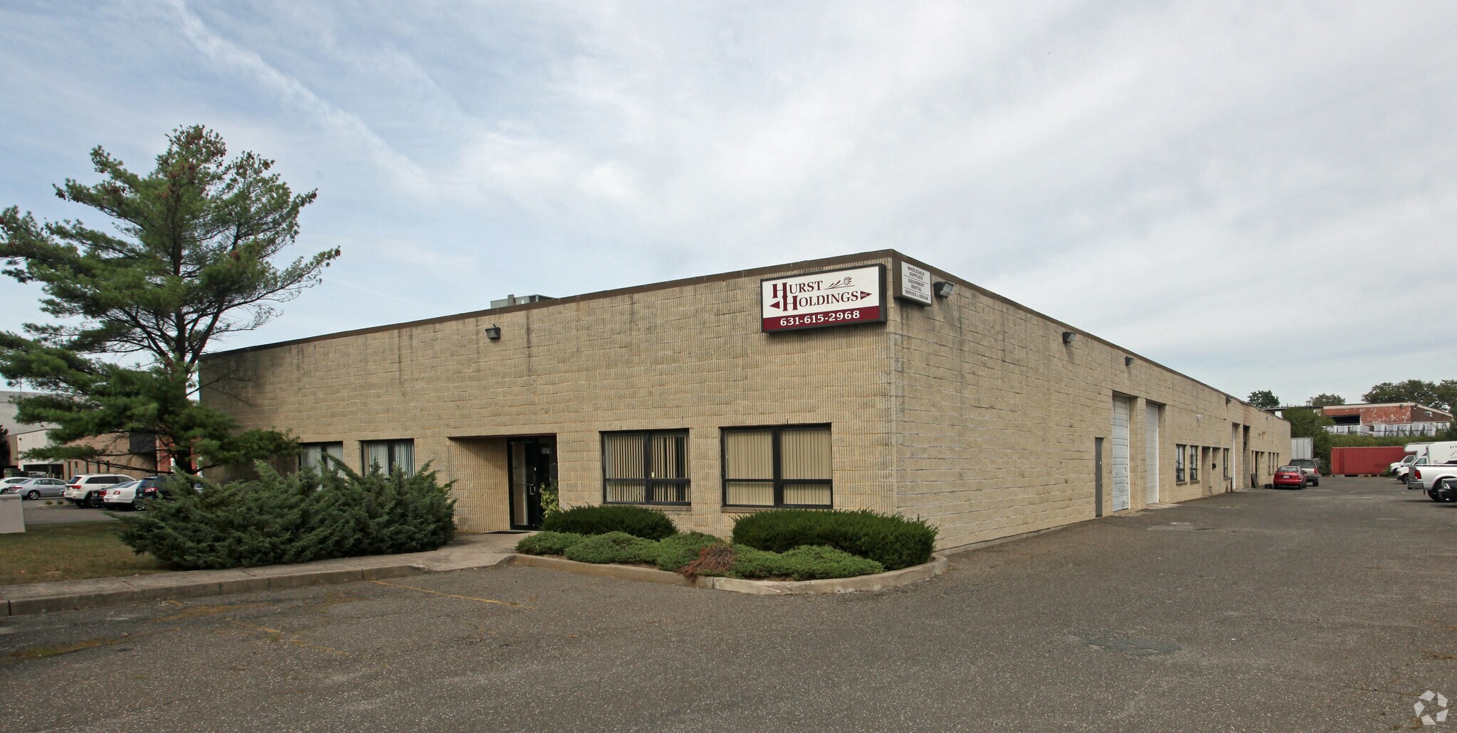 2071-2079 9th Ave, Ronkonkoma, NY à louer Photo principale- Image 1 de 7