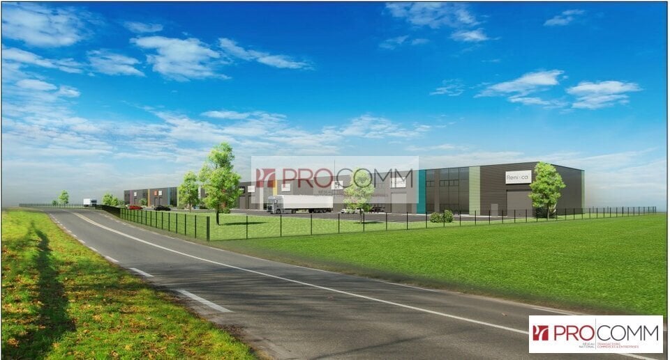 Flex in Chartres for sale - Building Photo - Image 2 of 12