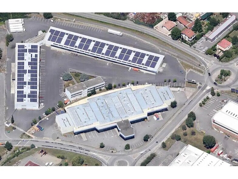 Flex dans Portet-sur-Garonne à louer - Photo du bâtiment - Image 2 de 12