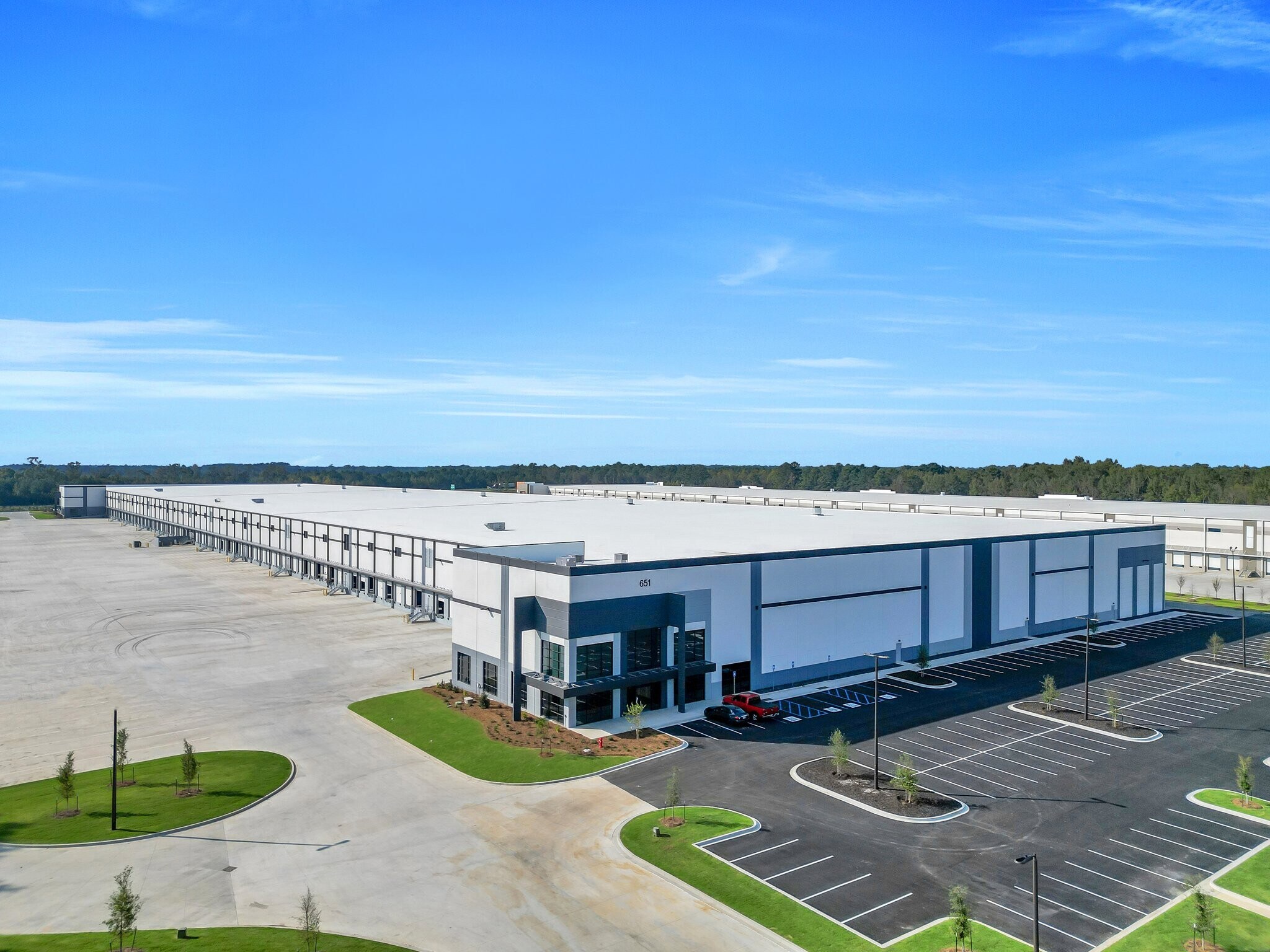 651 Bloomingdale Rd, Bloomingdale, GA à louer Photo du bâtiment- Image 1 de 7