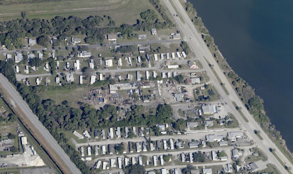 3640 Dixie Hwy NE, Palm Bay, FL for sale - Building Photo - Image 1 of 13