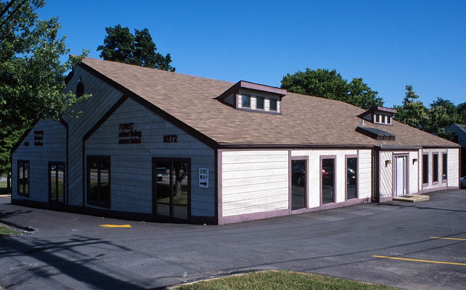 9270-9272 Olive Blvd, Olivette, MO for lease - Building Photo - Image 3 of 4