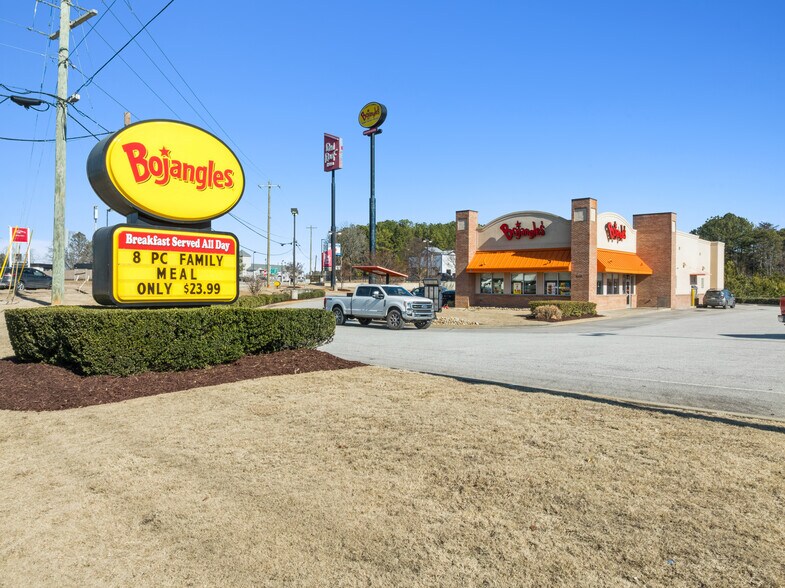 940 Hyatt St, Gaffney, SC à vendre - Photo du bâtiment - Image 2 de 9