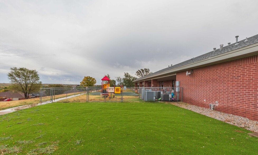 2400 N Coulter St, Amarillo, TX à vendre - Photo du bâtiment - Image 3 de 32