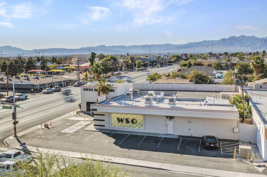 808 W Lake Mead Blvd, Las Vegas, NV for sale - Building Photo - Image 1 of 11