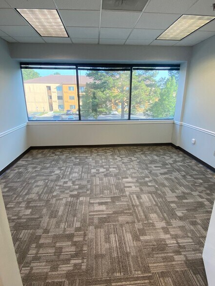 4200 Morganton Rd, Fayetteville, NC à louer - Photo intérieure - Image 3 de 5