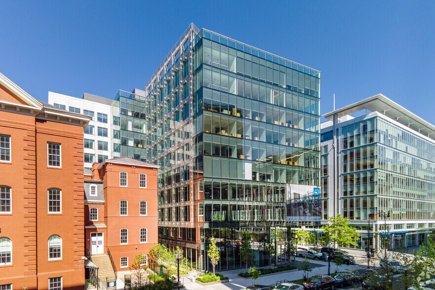 2100 L St NW, Washington, DC à louer - Photo du bâtiment - Image 3 de 17