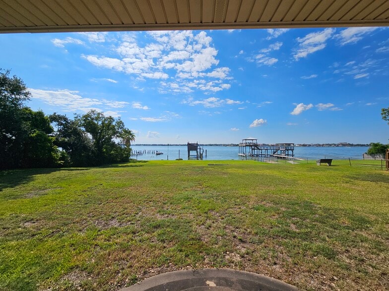 3817 NASA, El Lago, TX for sale - Building Photo - Image 1 of 12