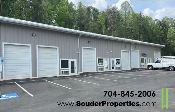 10935 E Independence Blvd, Matthews, NC for lease - Building Photo - Image 1 of 2