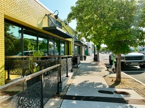 2311 Cascade Rd SW, Atlanta, GA for lease Interior Photo- Image 1 of 4