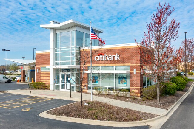 Plus de détails pour 2550 N Sutton Rd, Hoffman Estates, IL - Commerce de détail à vendre