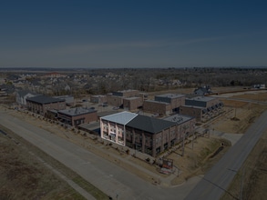 9301 Ra Young Jr Dr, Fort Smith, AR à louer Photo intérieure- Image 1 de 6