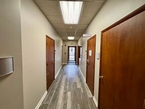 201 W Main St, Plainfield, IN for lease Interior Photo- Image 2 of 11