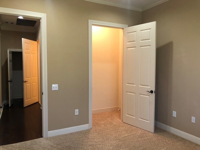 4501 Cartwright Rd, Missouri City, TX à louer - Photo intérieure - Image 3 de 12