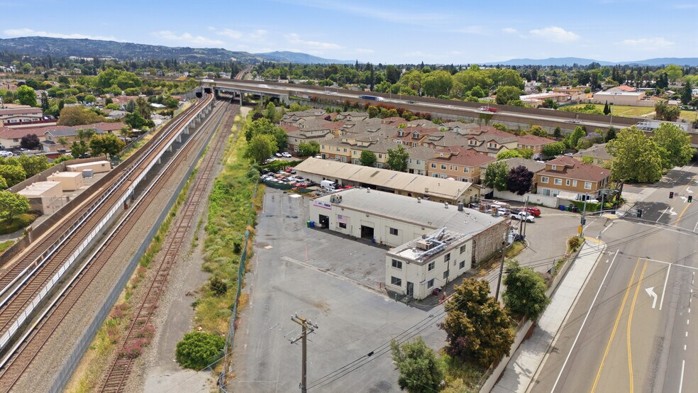 16440 Ashland Ave, San Lorenzo, CA à vendre - Photo du bâtiment - Image 2 de 19