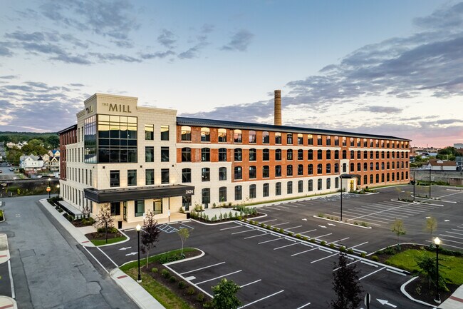 Plus de détails pour 2400 8th Ave, Altoona, PA - Bureau, Commerce de détail à louer