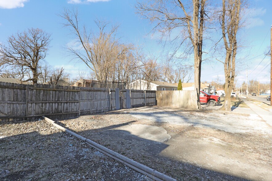 1850 Easton Blvd, Des Moines, IA à vendre - Photo du bâtiment - Image 2 de 34