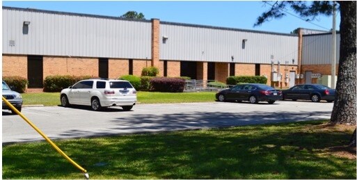 6600-6660 Suemac Plz, Jacksonville, FL à louer - Photo du bâtiment - Image 1 de 5