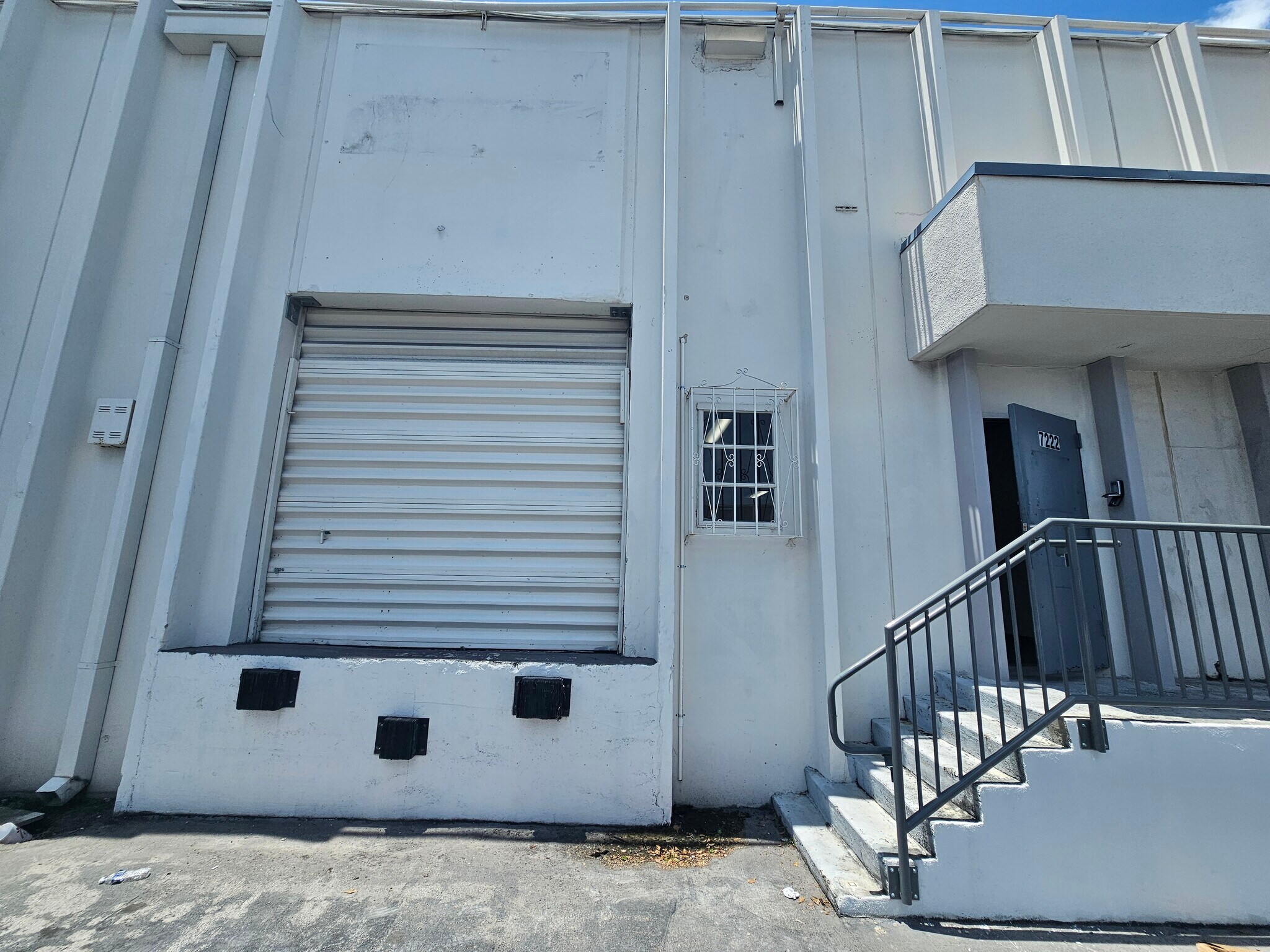 7212-7282 NW 33rd St, Miami, FL for lease Building Photo- Image 1 of 4