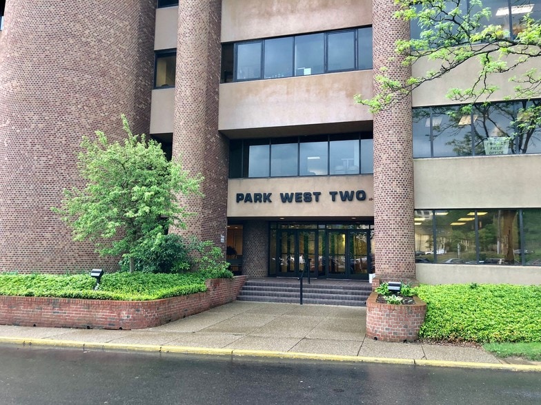 2000 Cliff Mine Rd, Pittsburgh, PA à louer - Autre - Image 2 de 4