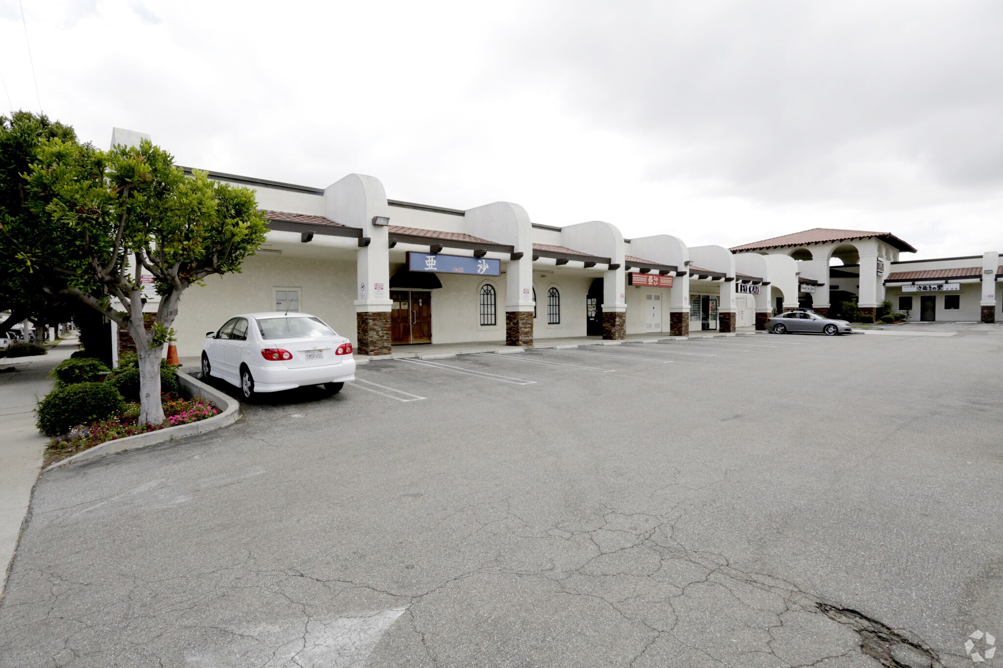 18200-18216 S Western Ave, Gardena, CA for lease Primary Photo- Image 1 of 11