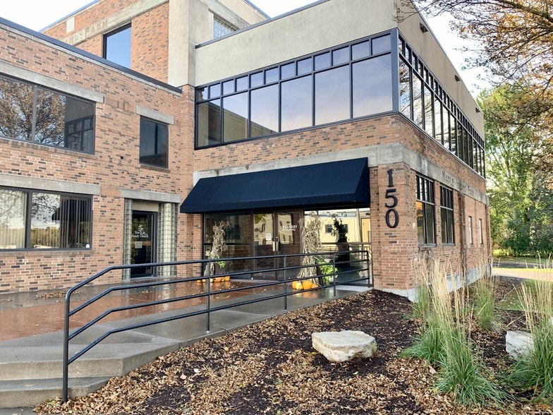 150 W 1st St, New Richmond, WI for lease - Building Photo - Image 3 of 23