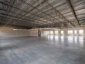 10880 E Crystal Falls Pky, Leander, TX for lease Interior Photo- Image 1 of 2