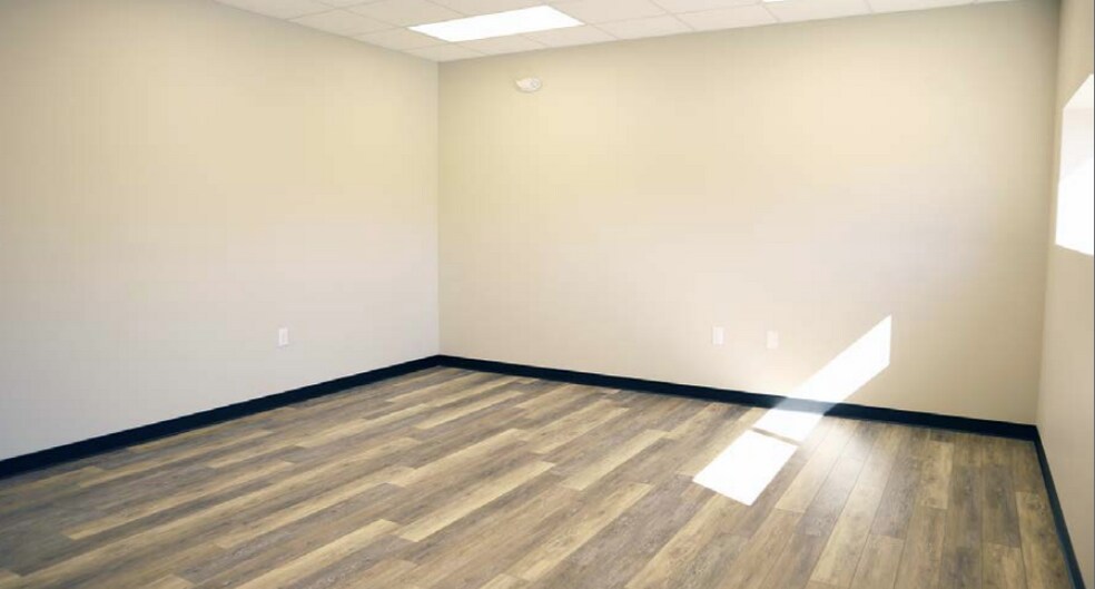 1001 Investment Blvd, Apex, NC à louer - Photo intérieure - Image 3 de 9