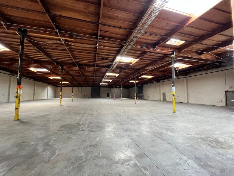 1900 Dobbin Dr, San Jose, CA à vendre - Photo intérieure - Image 2 de 9