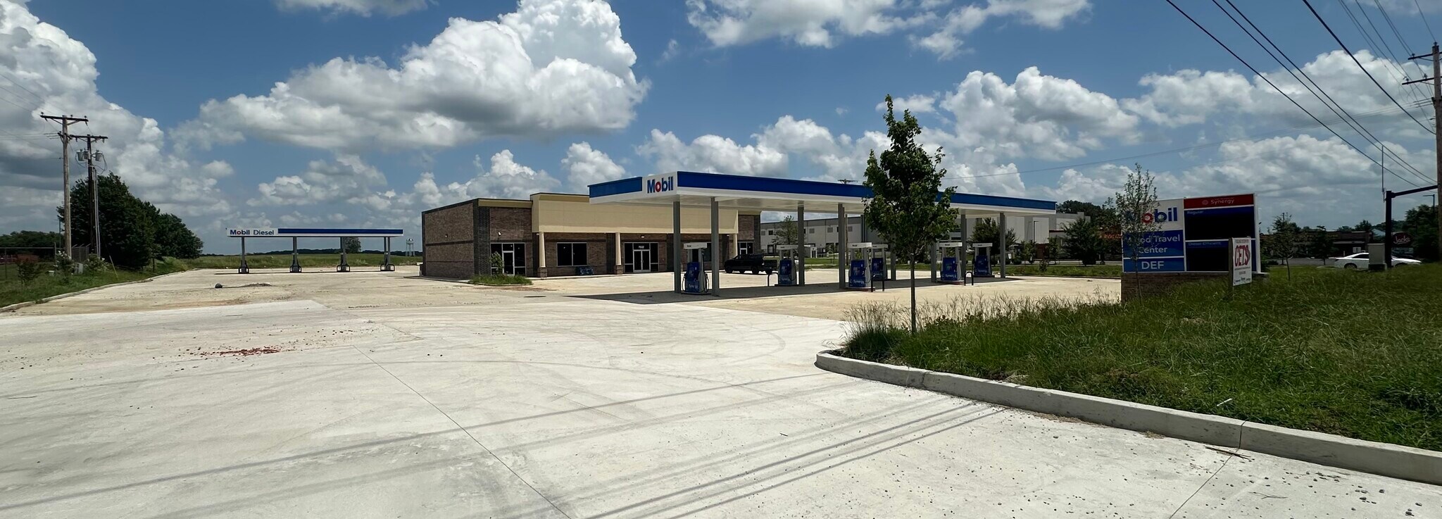 7532 Hacks Cross Rd, Olive Branch, MS à vendre Photo du bâtiment- Image 1 de 10