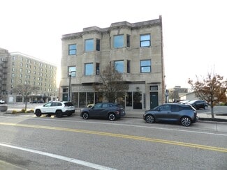 Plus de détails pour 136 Territorial Rd, Benton Harbor, MI - Commerce de détail à louer