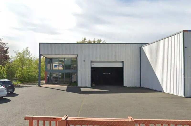 Flex in CIVRIEUX-D'AZERGUES for sale - Building Photo - Image 2 of 2