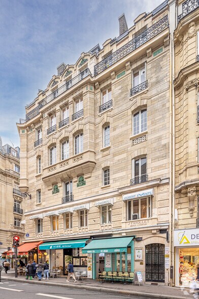 18 Rue De Mogador, Paris à louer - Photo du bâtiment - Image 2 de 17