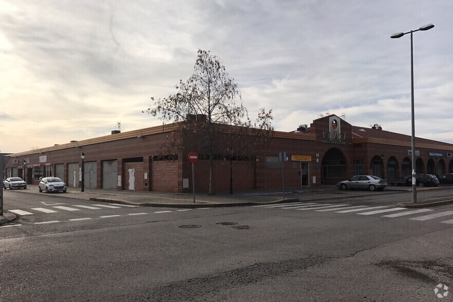 Avenida de España, 4, Villanueva de la Torre, Guadalajara à vendre - Photo du bâtiment - Image 2 de 2